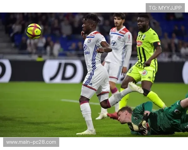 法国足球博物馆举办法甲历史特展,纪念联赛成立90周年 法国足球博物馆举办法甲历史特展,纪念联赛成立90周年